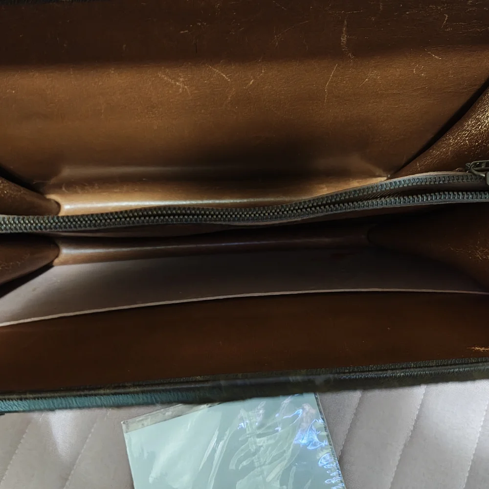 Louis Vuitton Brown Monogram Men's Briefcase - Picture 9 of 15